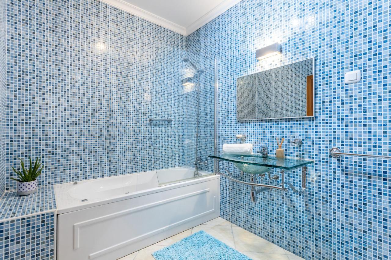 Great 2 Bedroom Apartment With Communal Pool Lagos Exterior photo